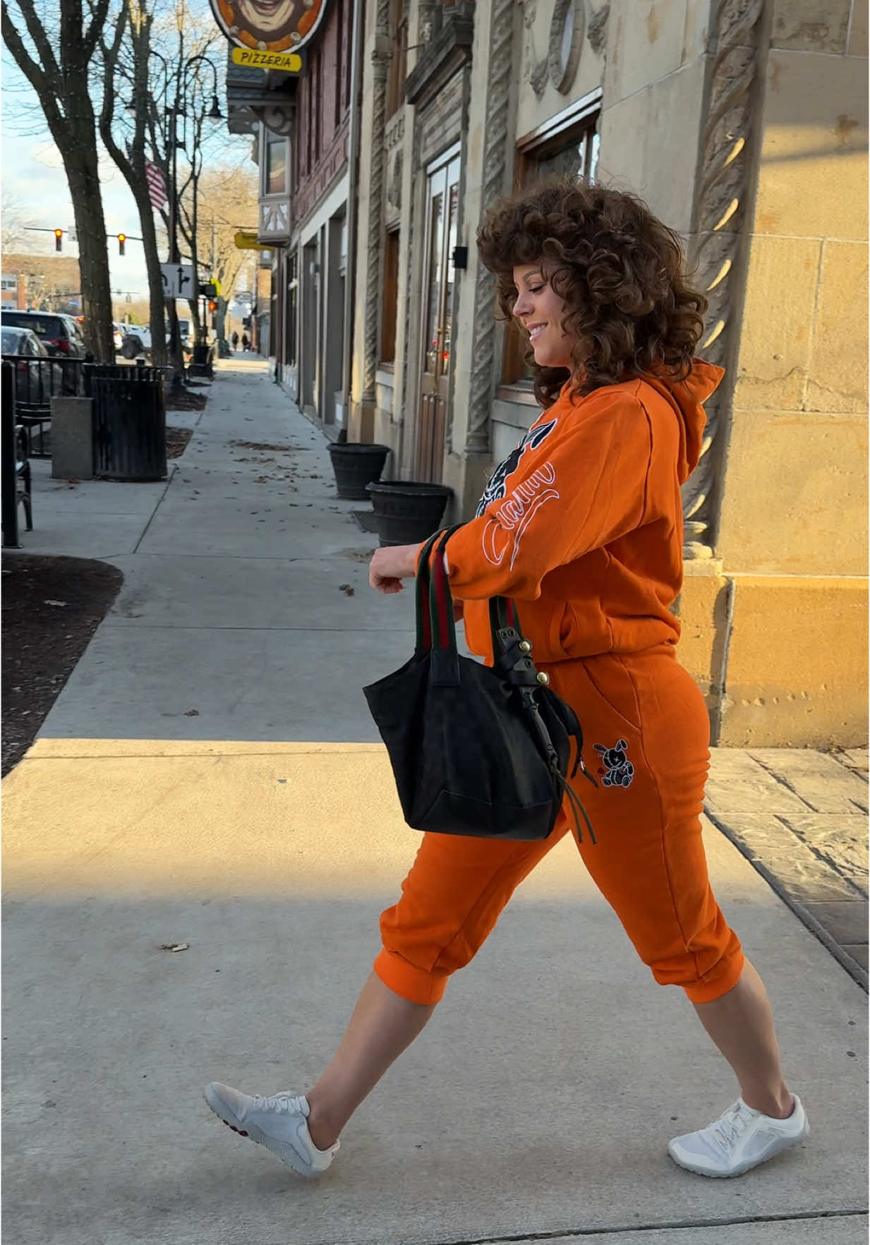 Margo (@margopov) - Urlebird