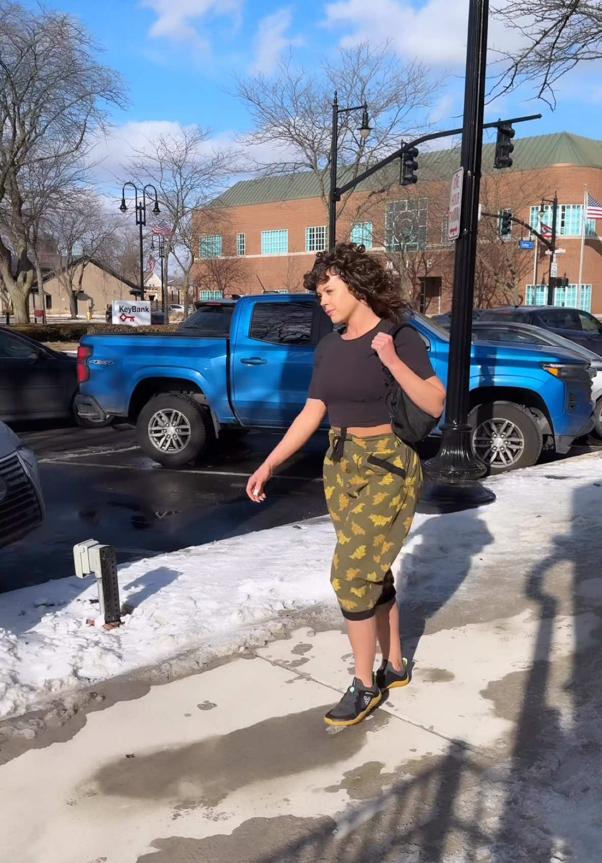 Margo (@margopov) - Urlebird