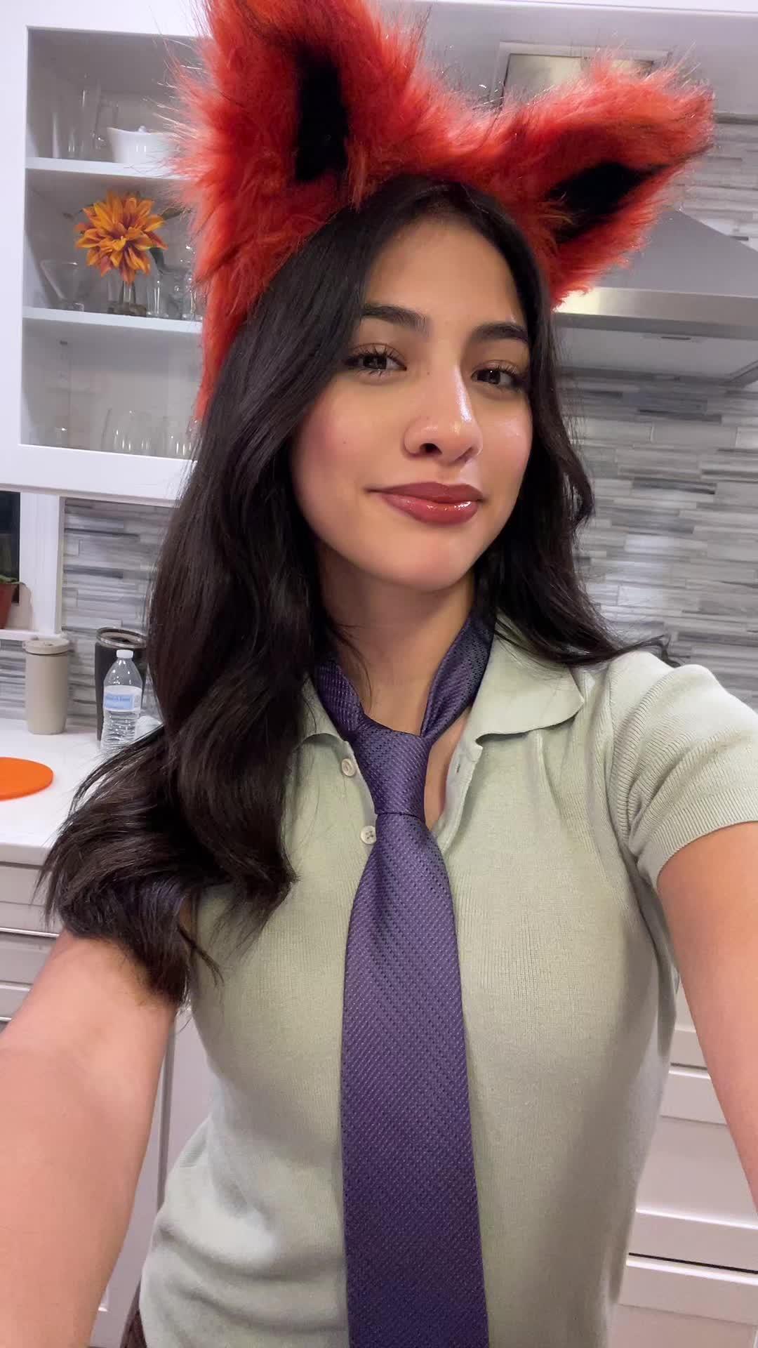 @oscar what does the fox say | ally (@allysonoliveraa)