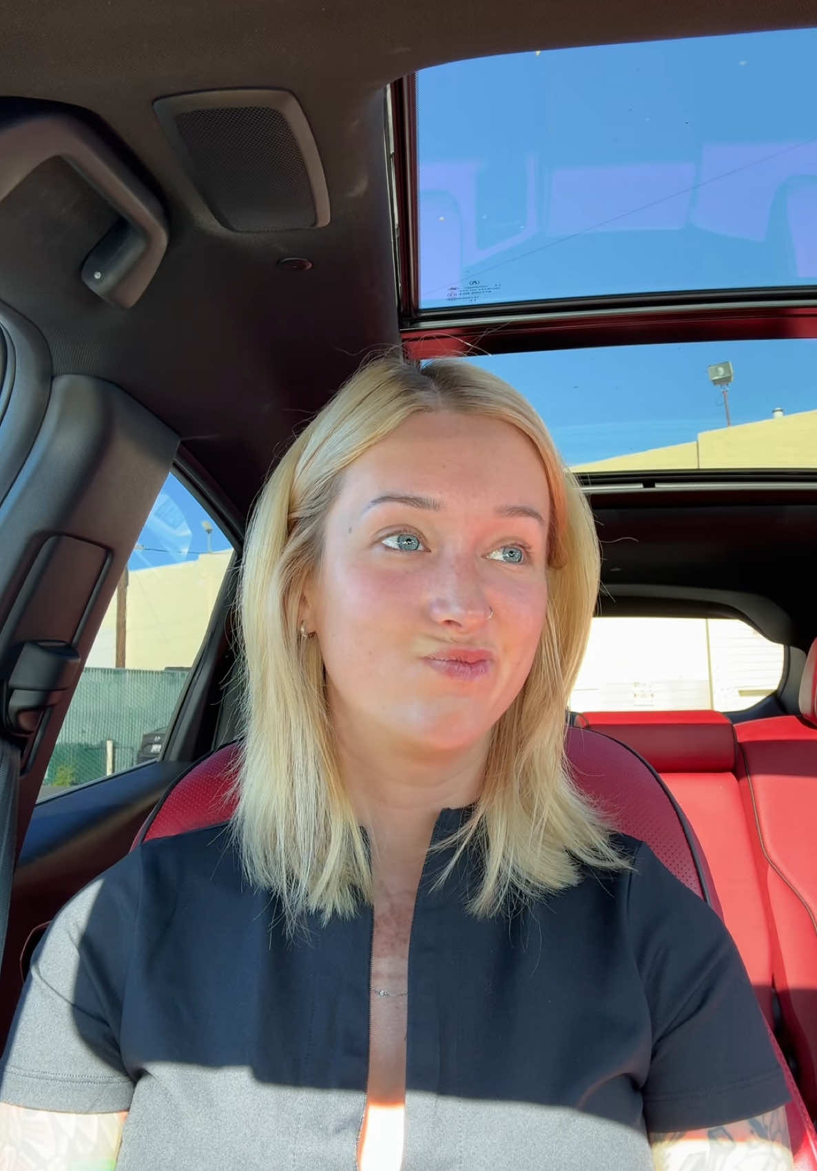 🦄 @essiebone - Essie 🖤 - TikTok