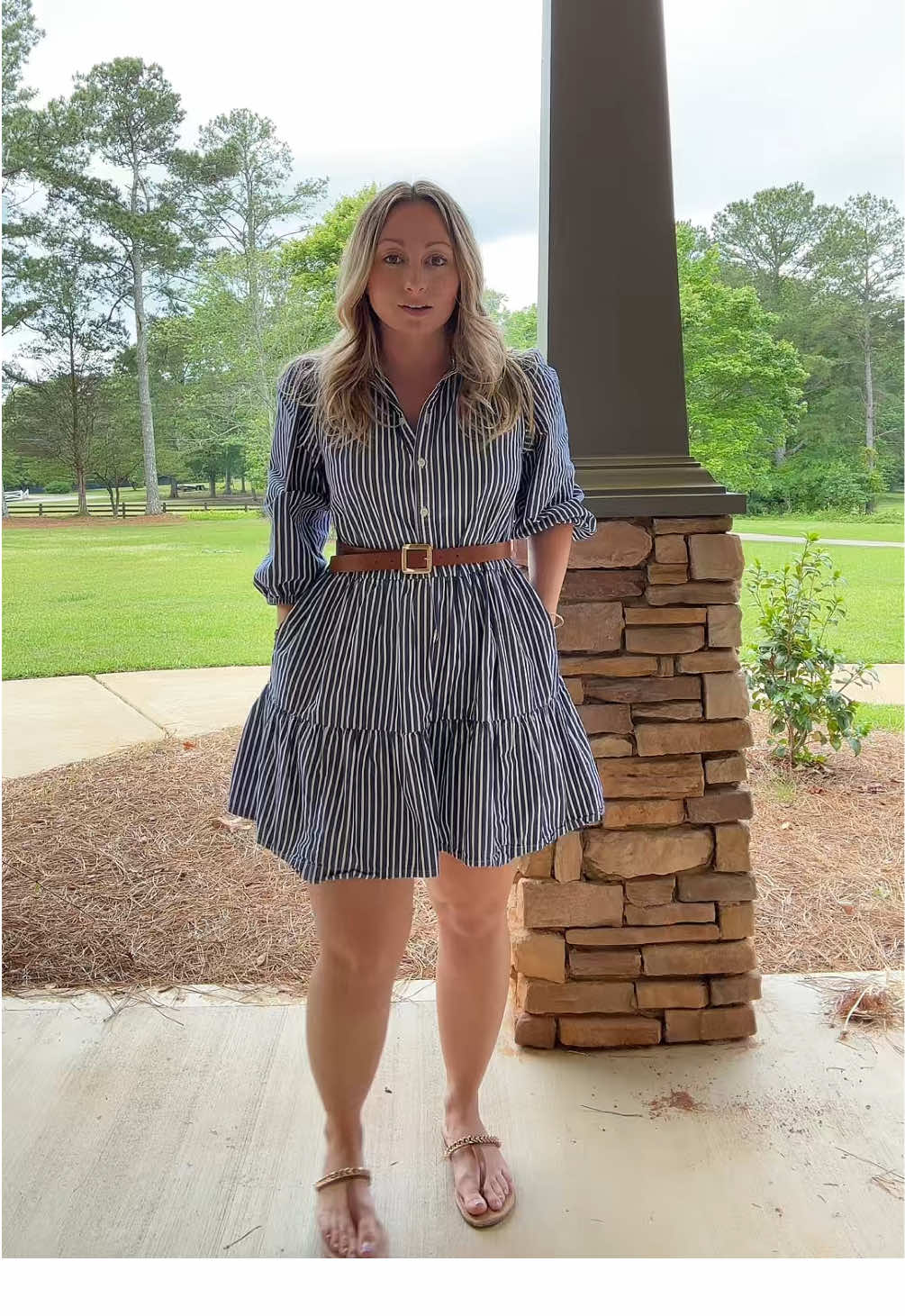 Courtney (@thecourtneynielson) - Urlebird