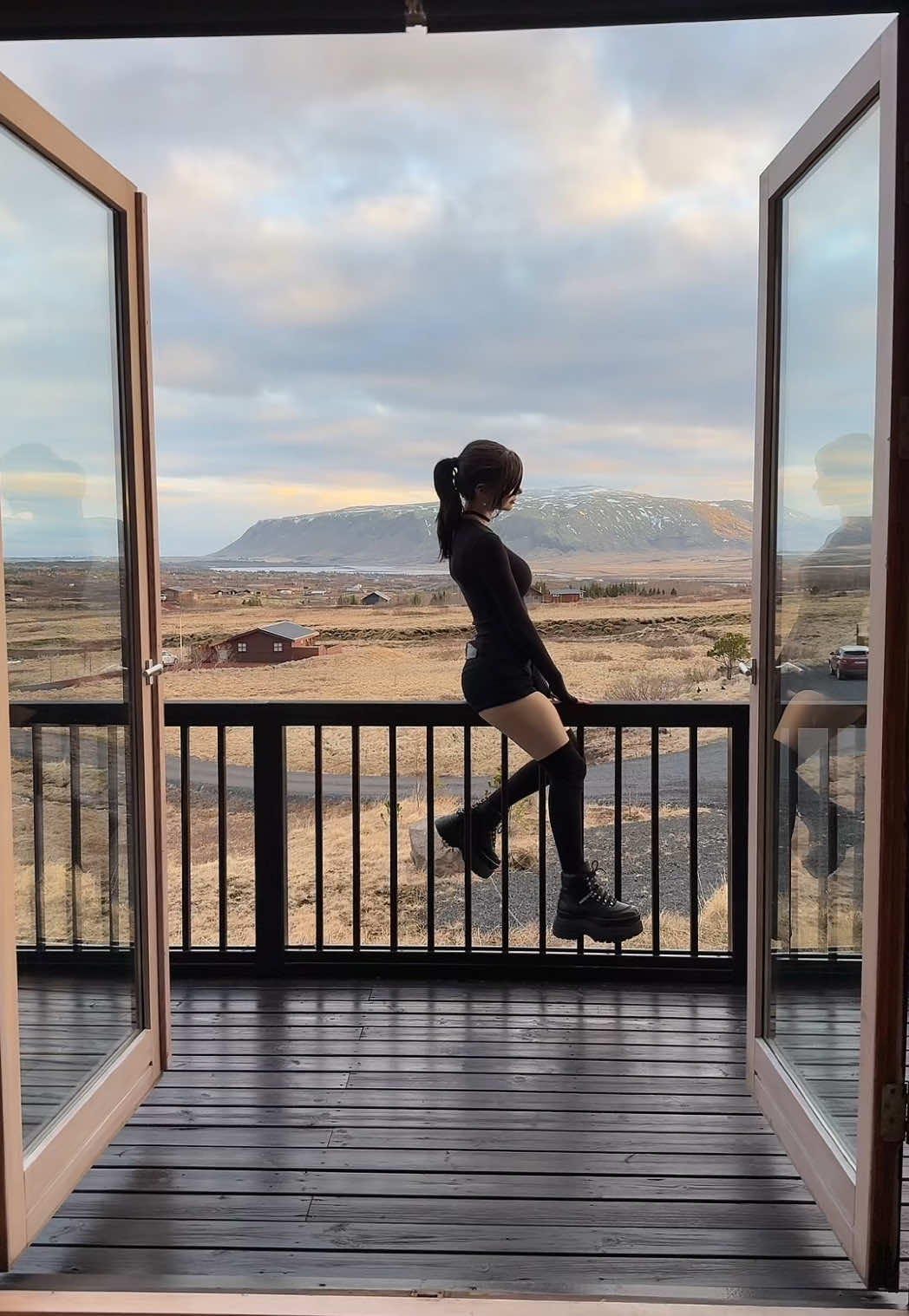 ren hollister (@eboyfarm) - Urlebird