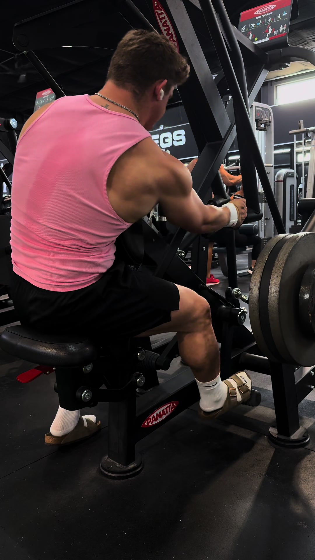 Whole lotta twerking in the AM Ayla😍 (@miss.aylathegoddess)