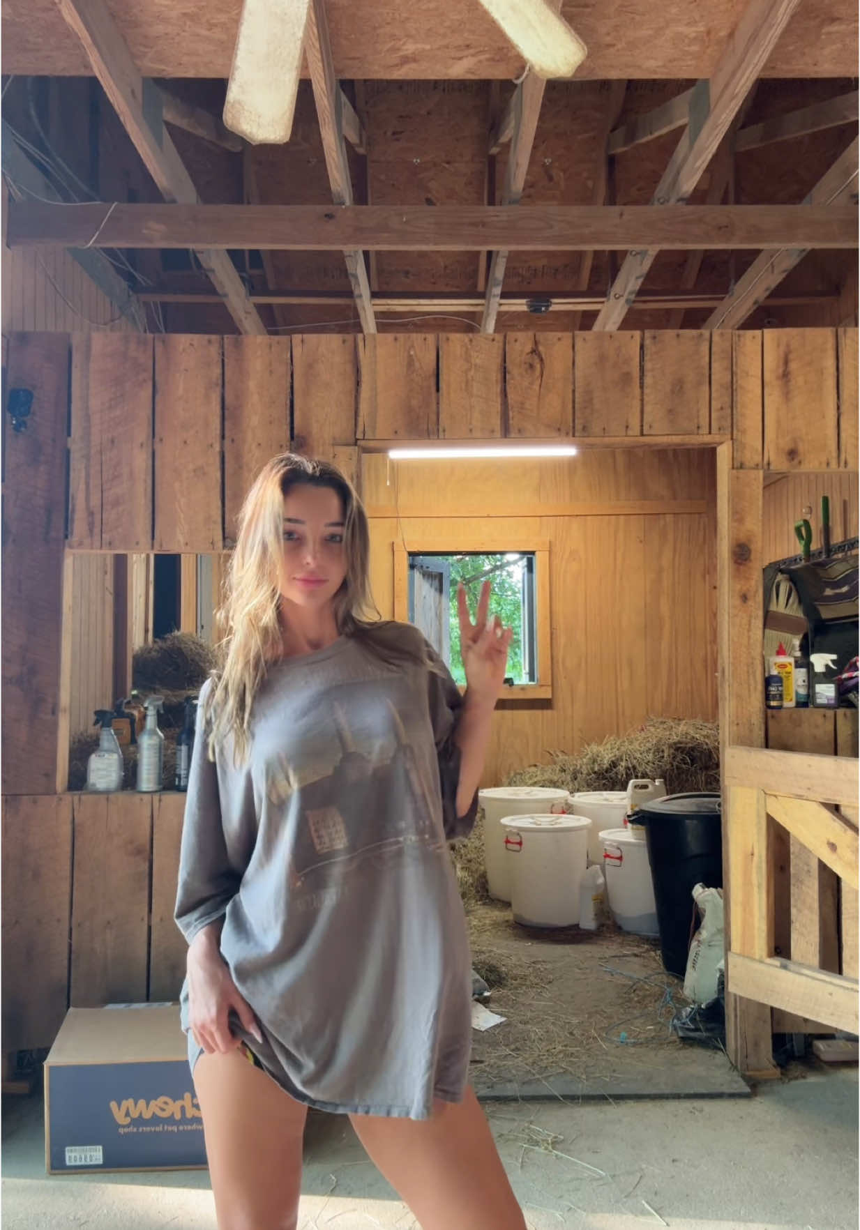 throwing it @ 7 am in a moo moo | Briana Armbruster (@theskimaskgirl)