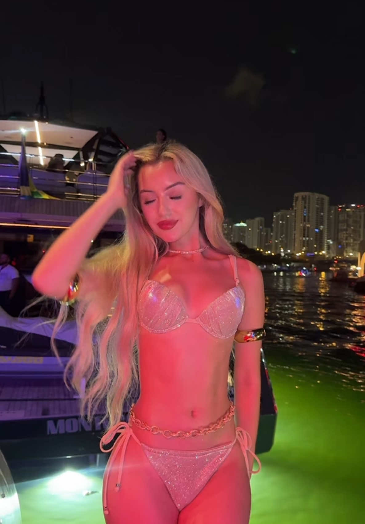 Paulina Gallegos 🇲🇽 (@kiingpaulina) - Urlebird