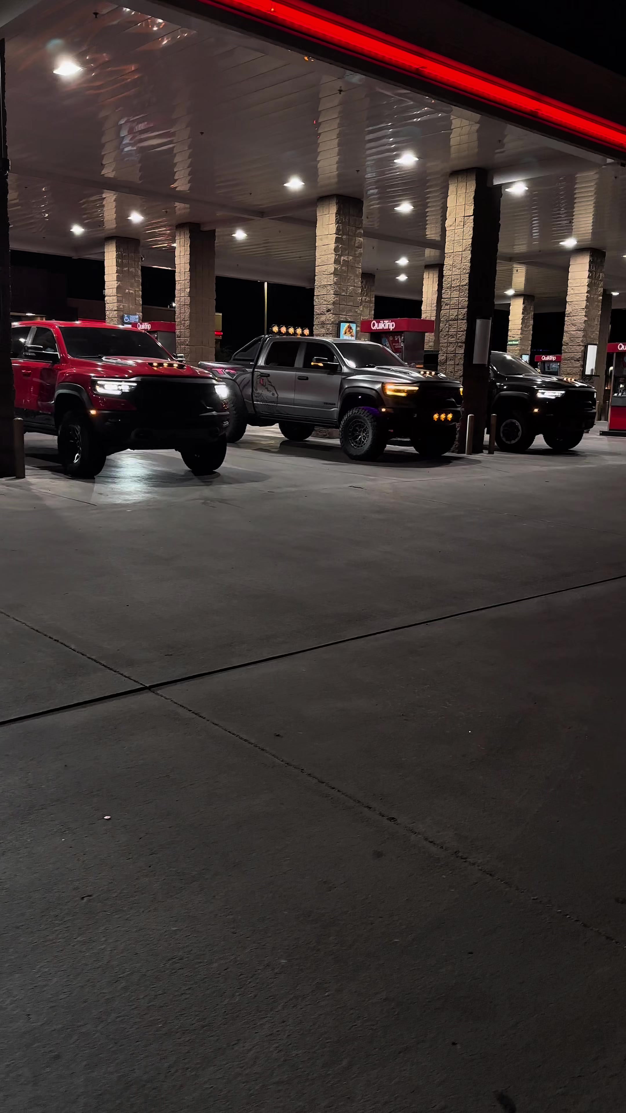 NOHEMY ⋆˙ ♡ (@nohemyoro) - Urlebird