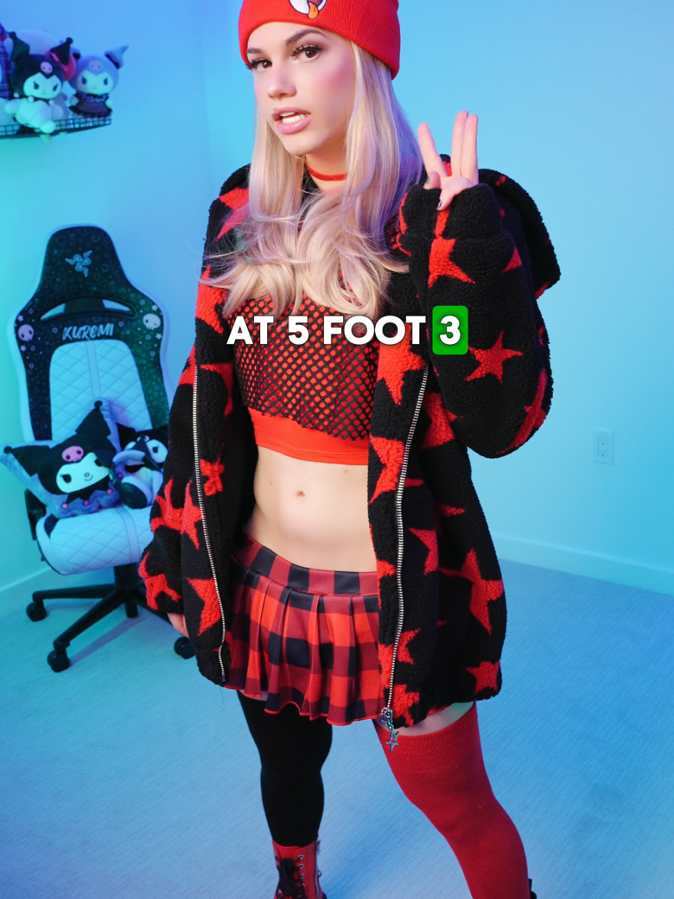 QueenieSteph (@queeniestephyyz) - Urlebird