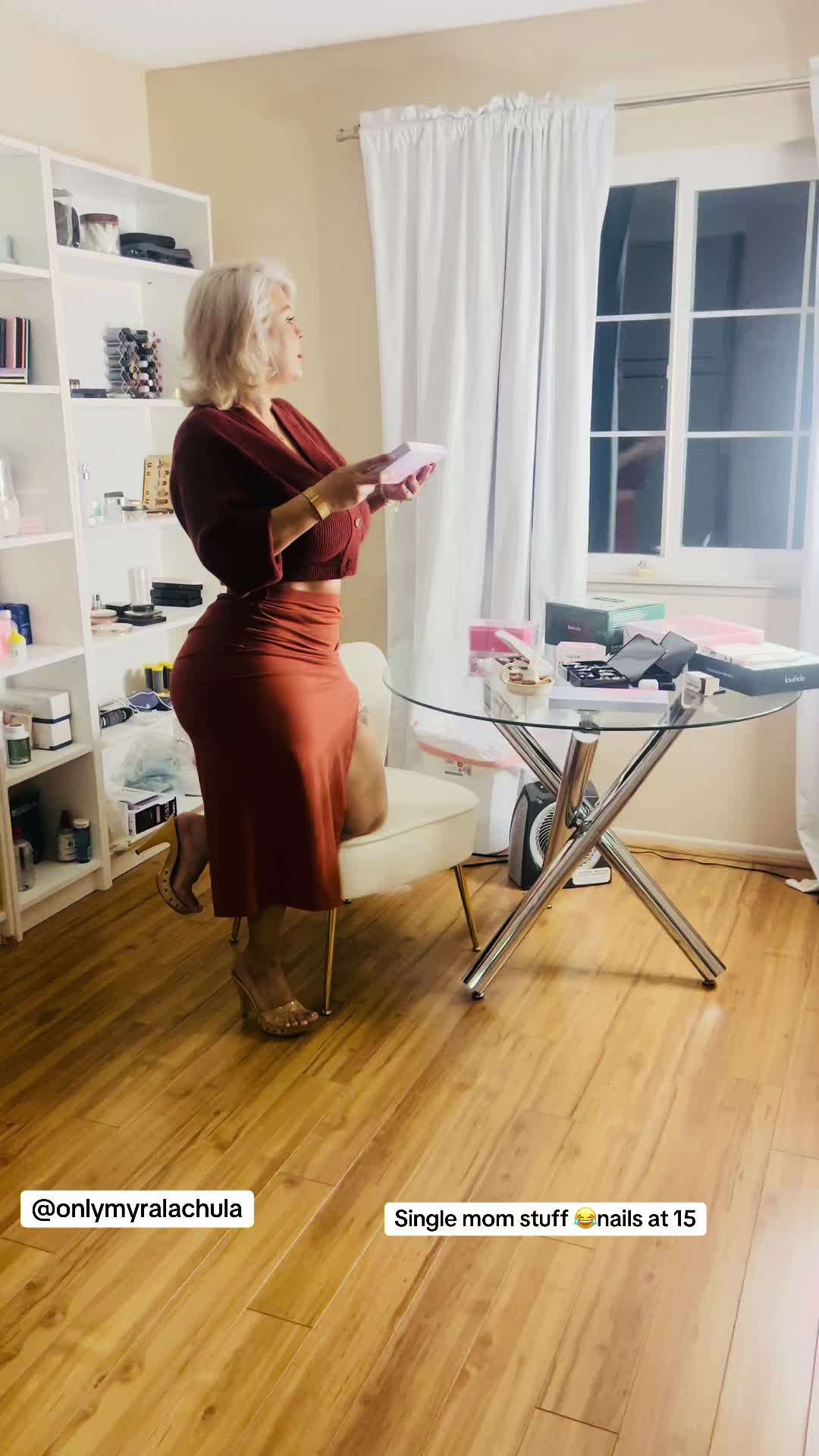 myralachula (@onlymyralachula) - Urlebird