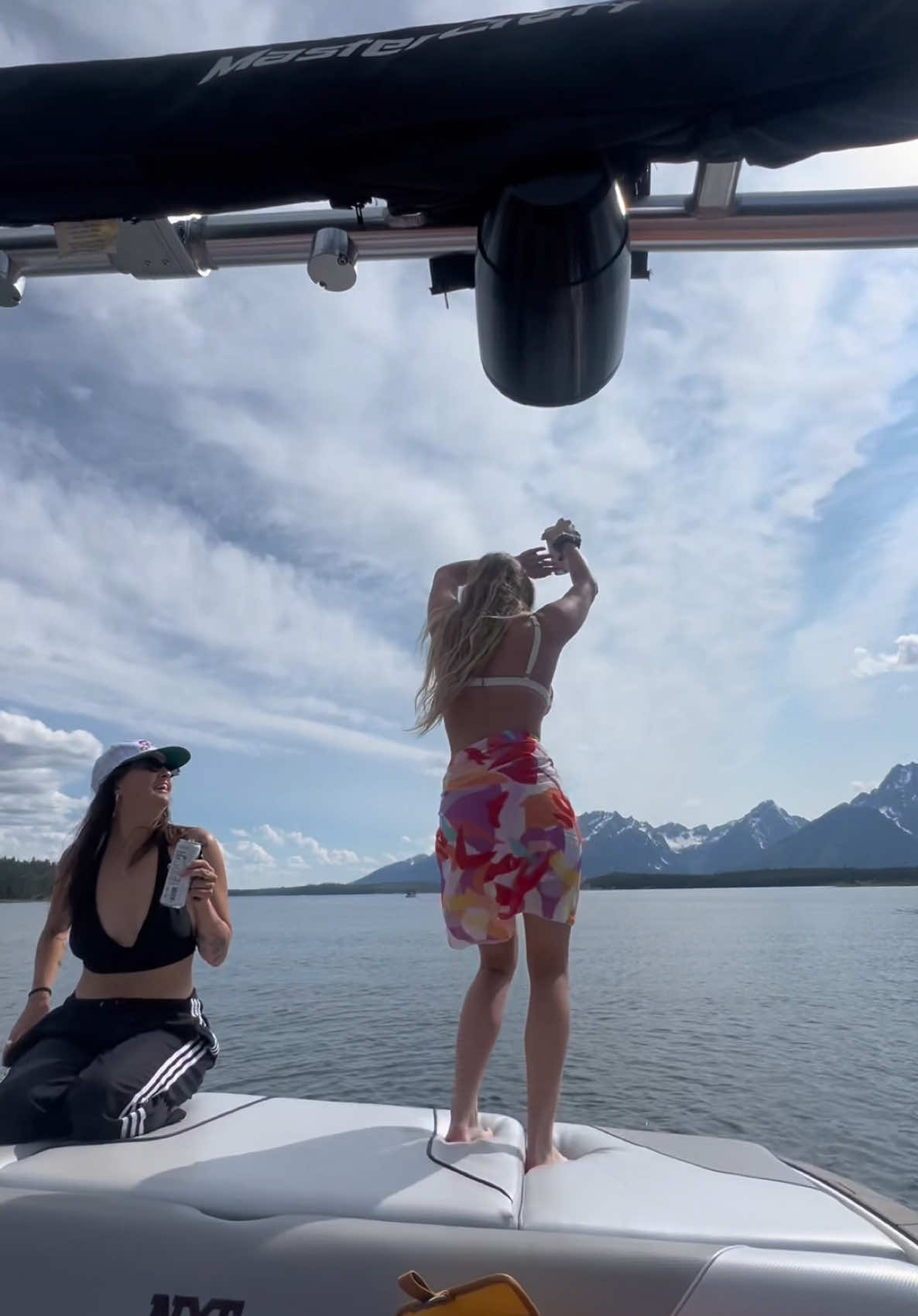 McKenzie Speros (@mckenziesperos) - Urlebird