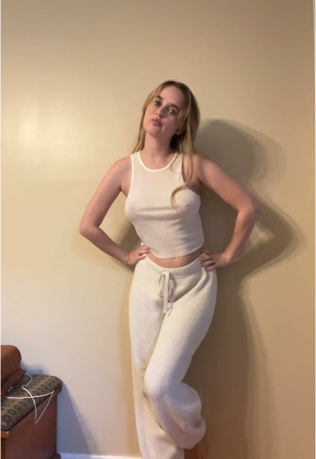 Bella Marie Berrada (@bellaberrada) - Urlebird