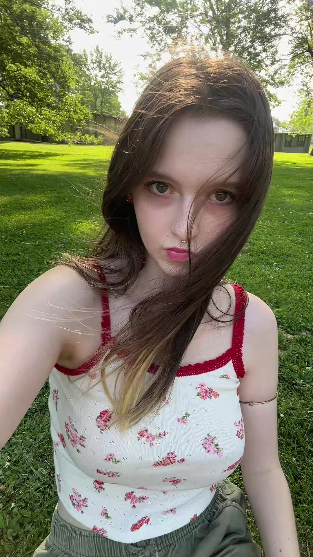 unoangryone (@unoangryone) - Urlebird