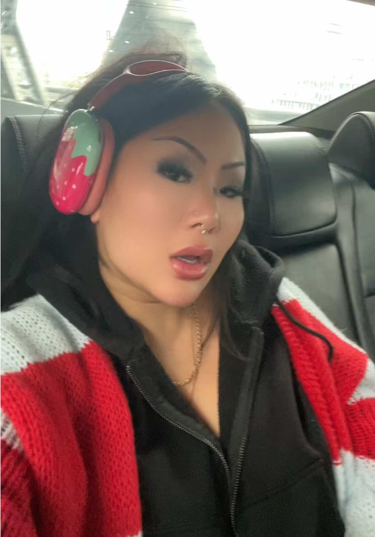 Connie Perignon 🌹 (@connperignon) - Urlebird