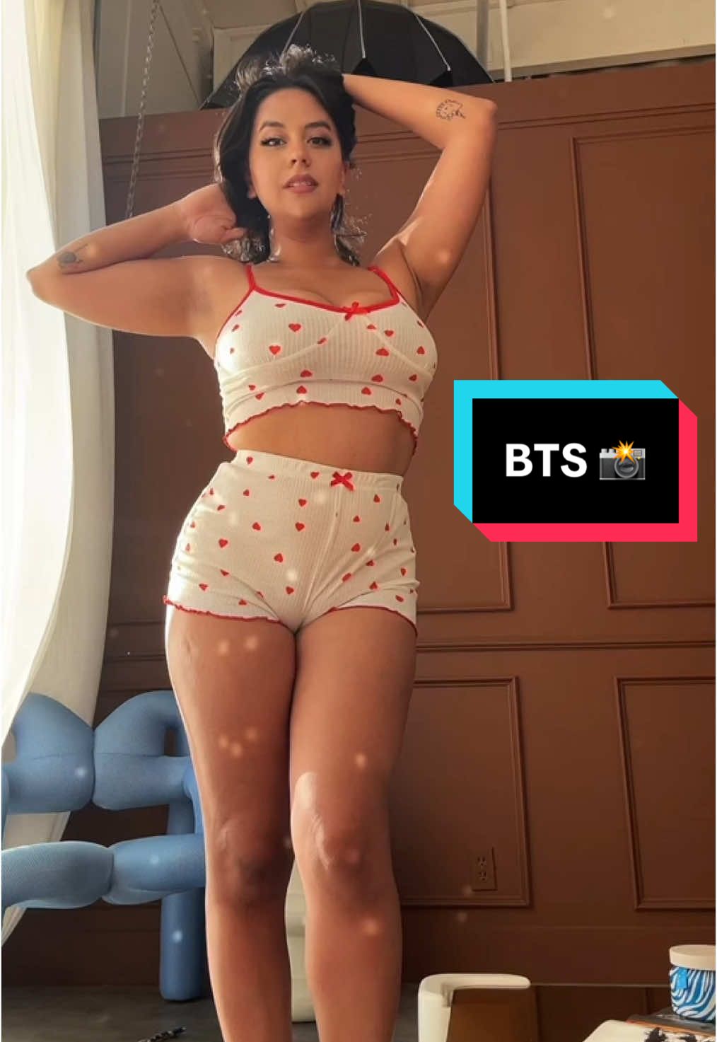 JennieAfterDark (@jennieafterdark) - Urlebird