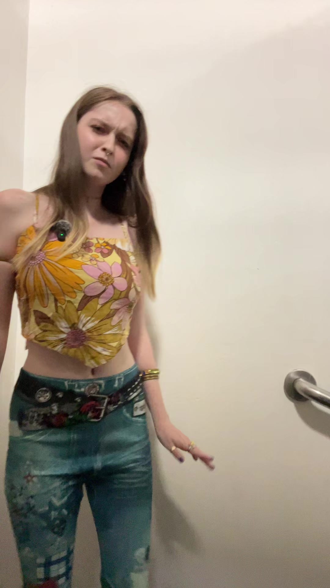 unoangryone (@unoangryone) - Urlebird