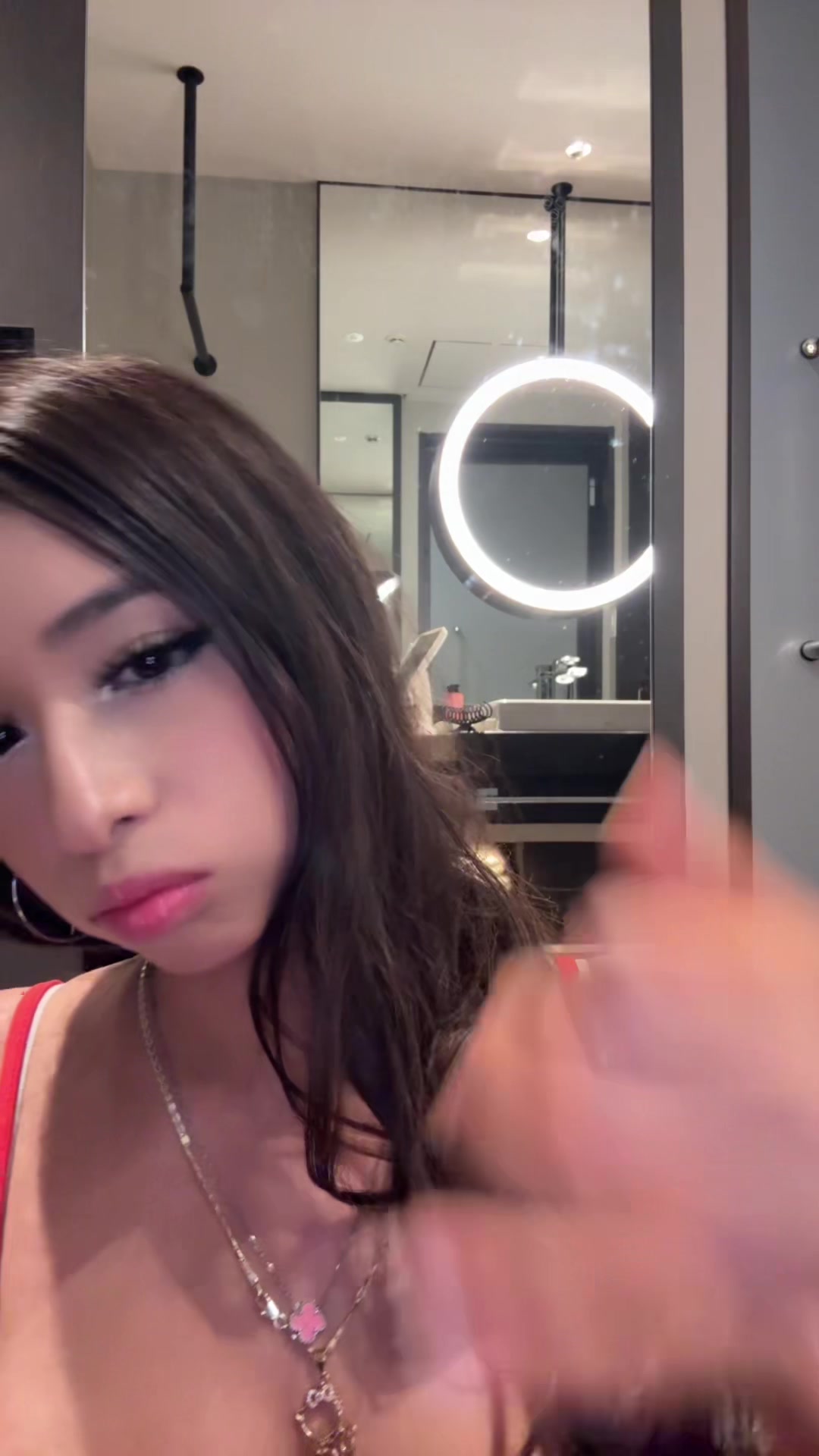 bre_nduh (@bre_nduh) - Urlebird