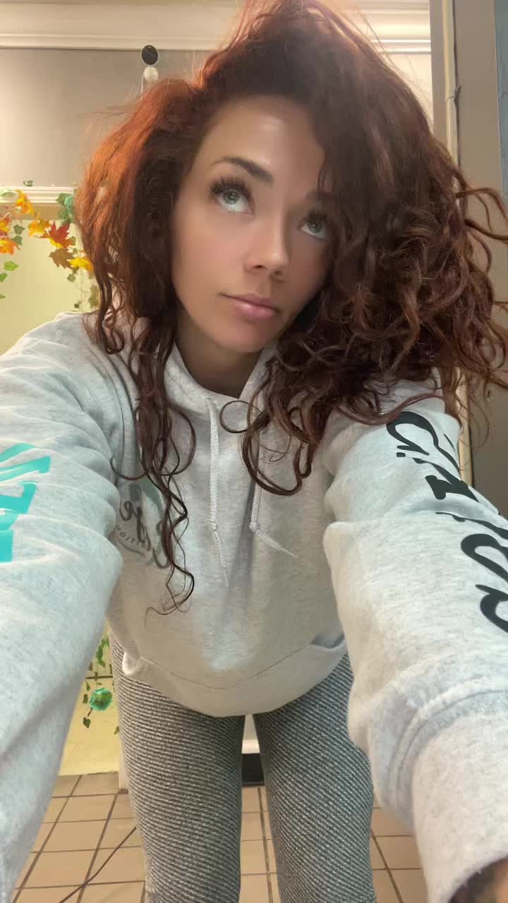 Ang mutya ng section E .ep 9 .part 3 Astrid Brave 👨‍👩‍👧 (@jeivy29)