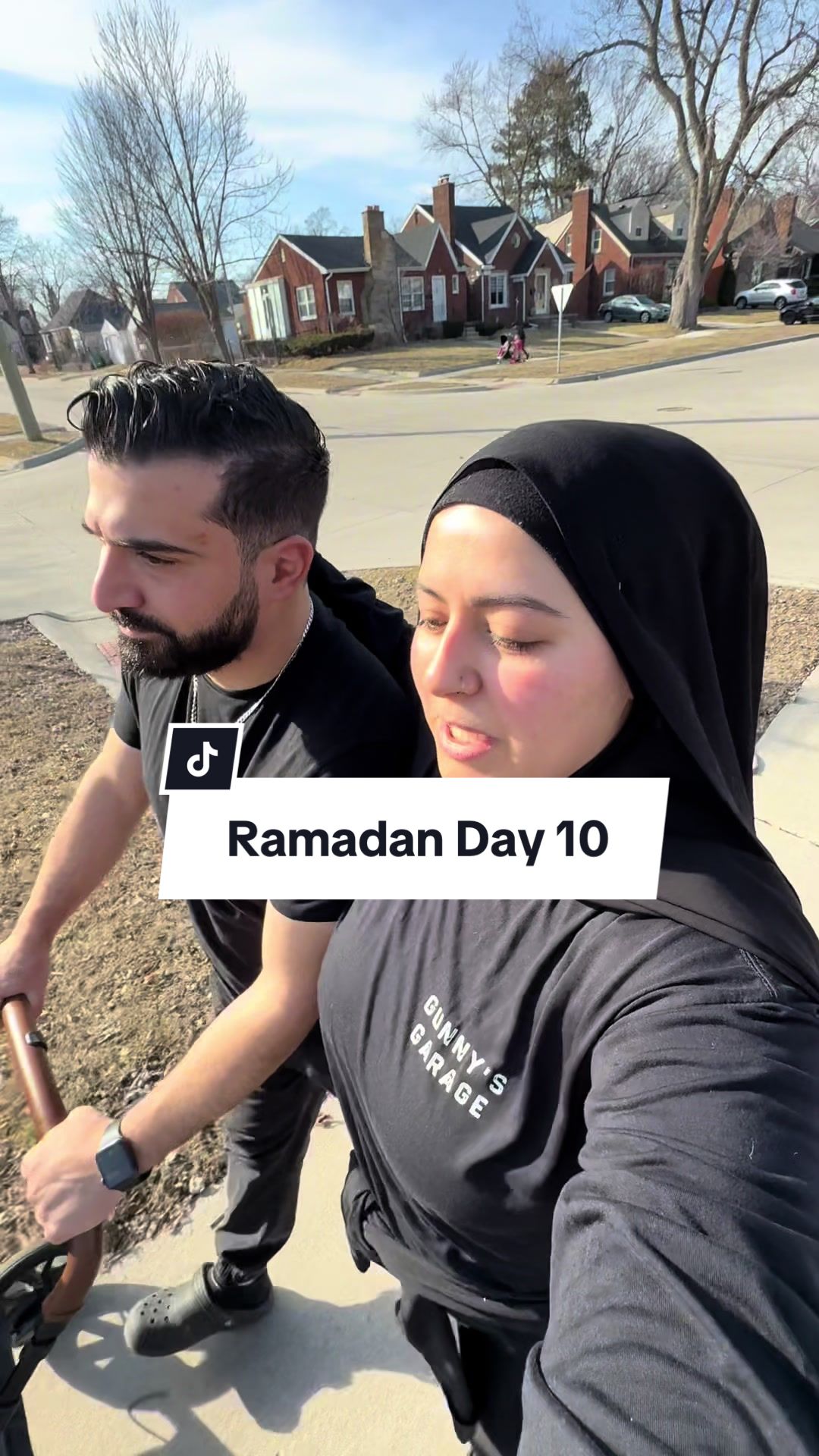 Showing off my new set🧡 #musclemommy | Allegra Brunnet (@allegrabrunnetofficial)