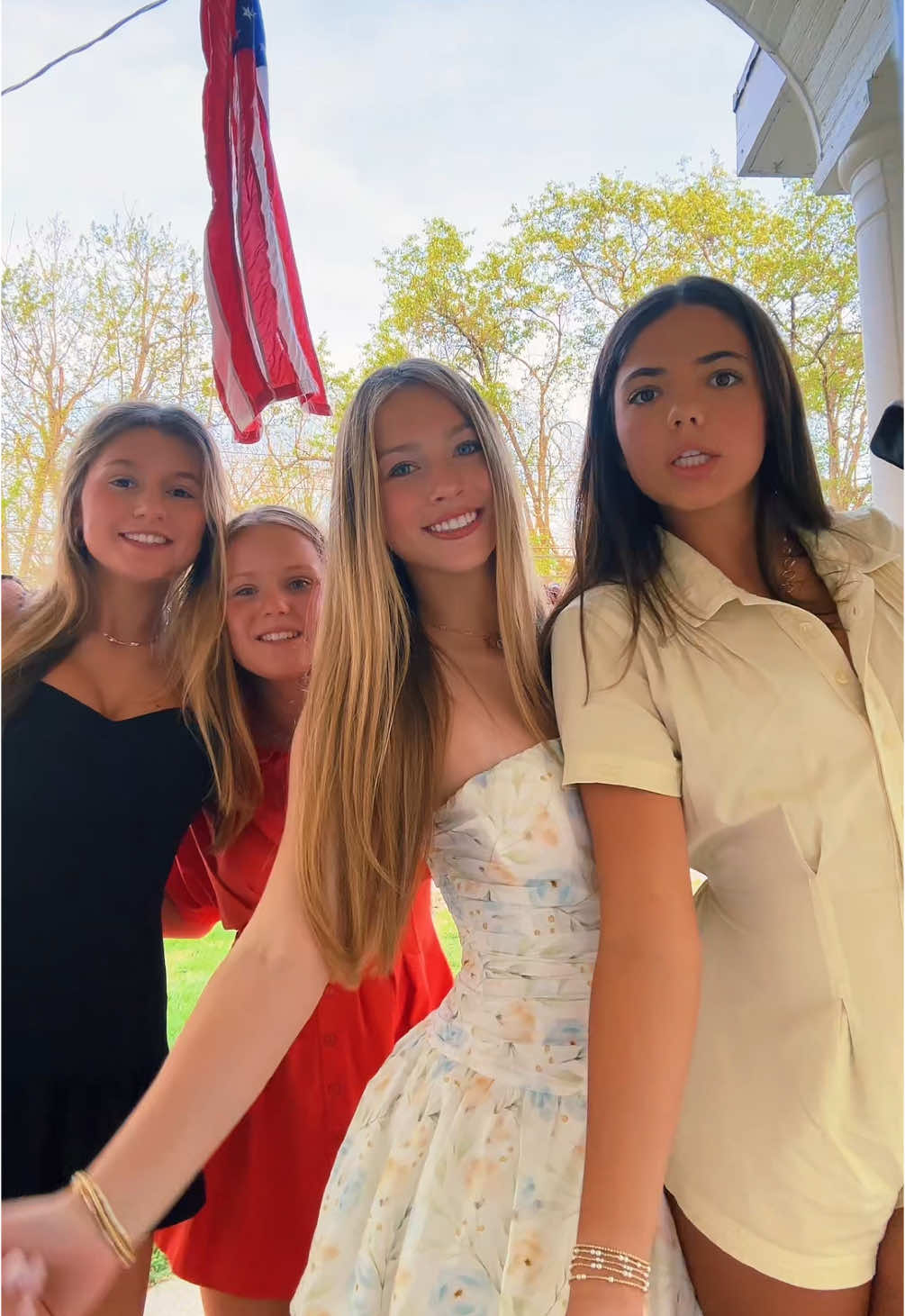 Abby Champ (@secretabbyspam) - Urlebird