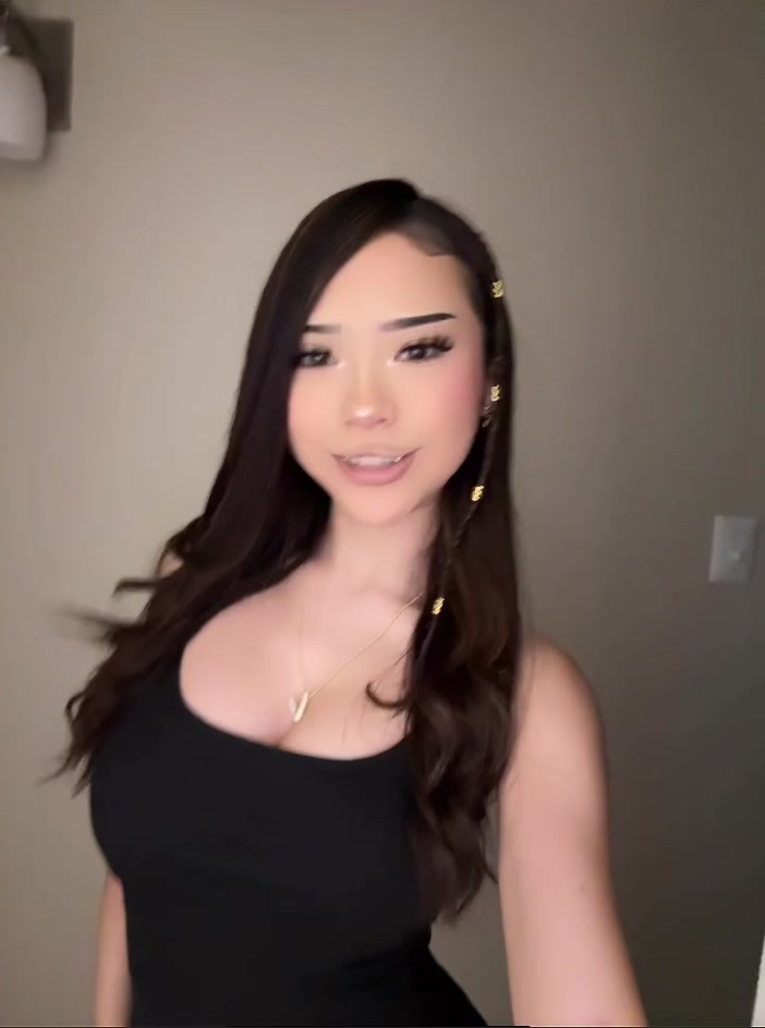 vivi2freaky (@vivi2freaky) - Urlebird