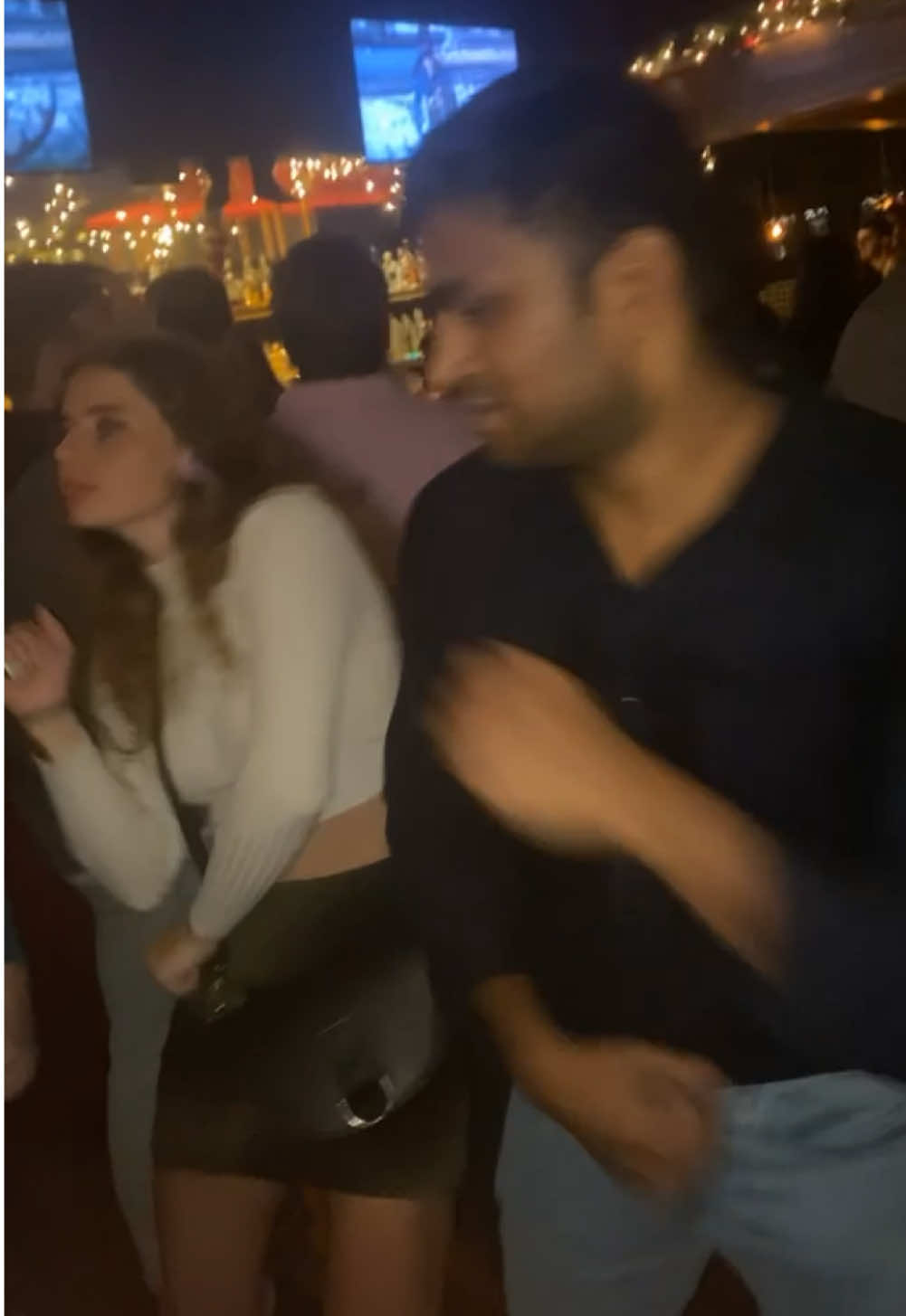 sigh🫧 (@starrysighh) - Urlebird