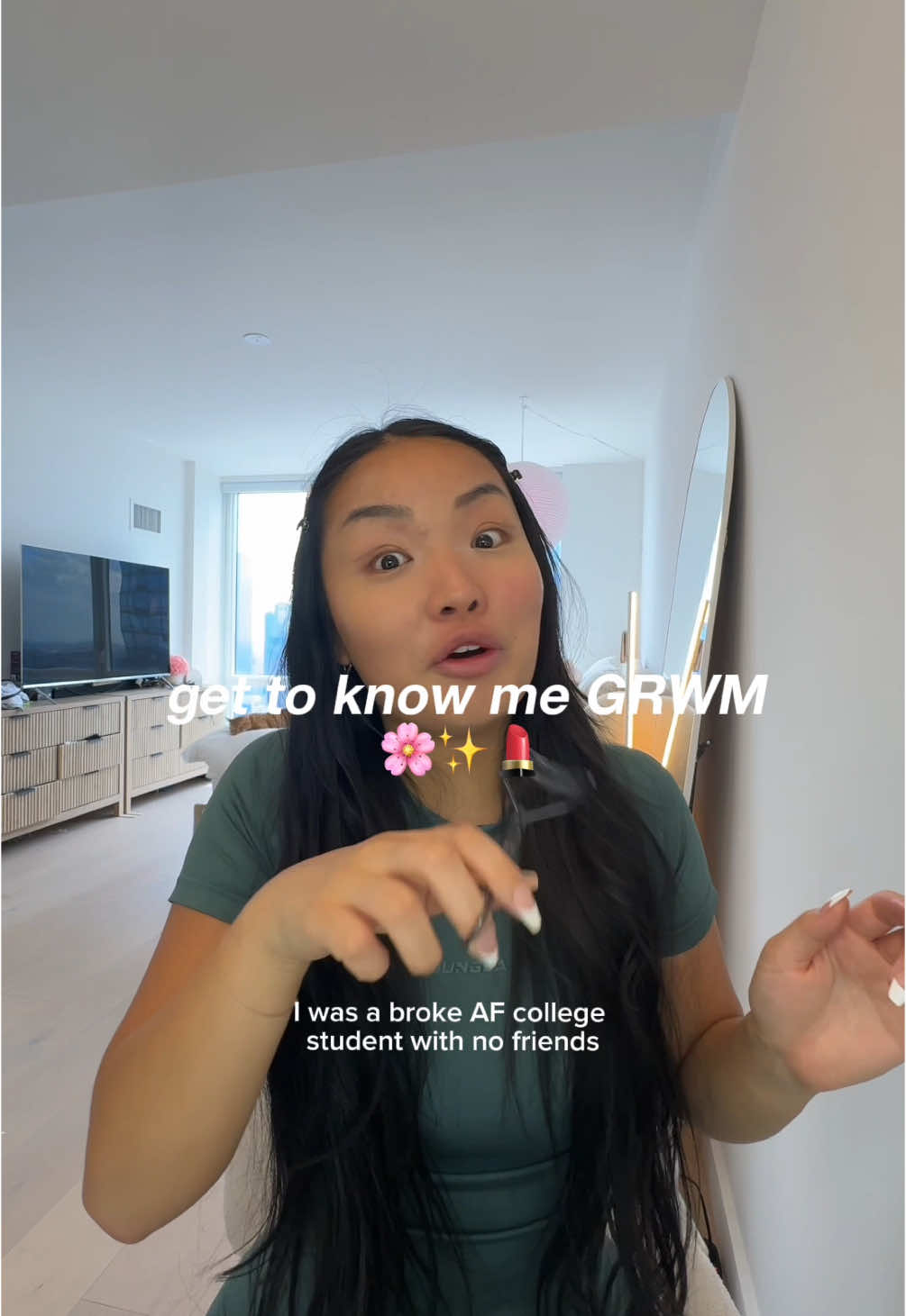 lena (@lenalifts) - Urlebird