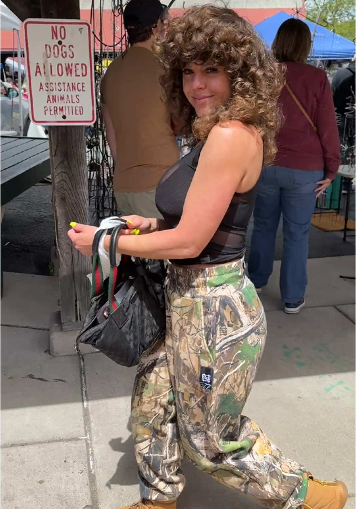 Margo (@margopov) - Urlebird