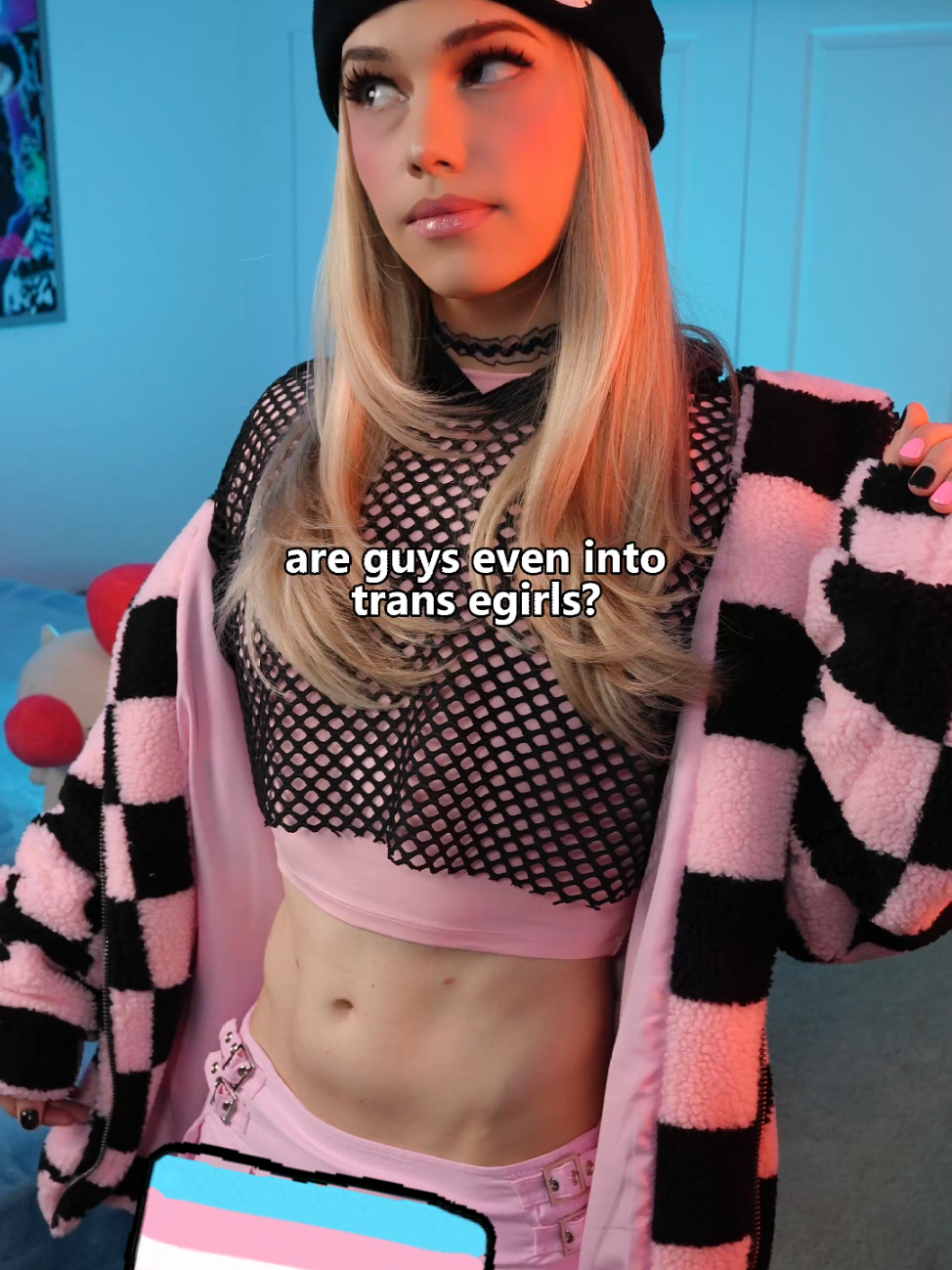 QueenieSteph (@queeniestephyyz) - Urlebird