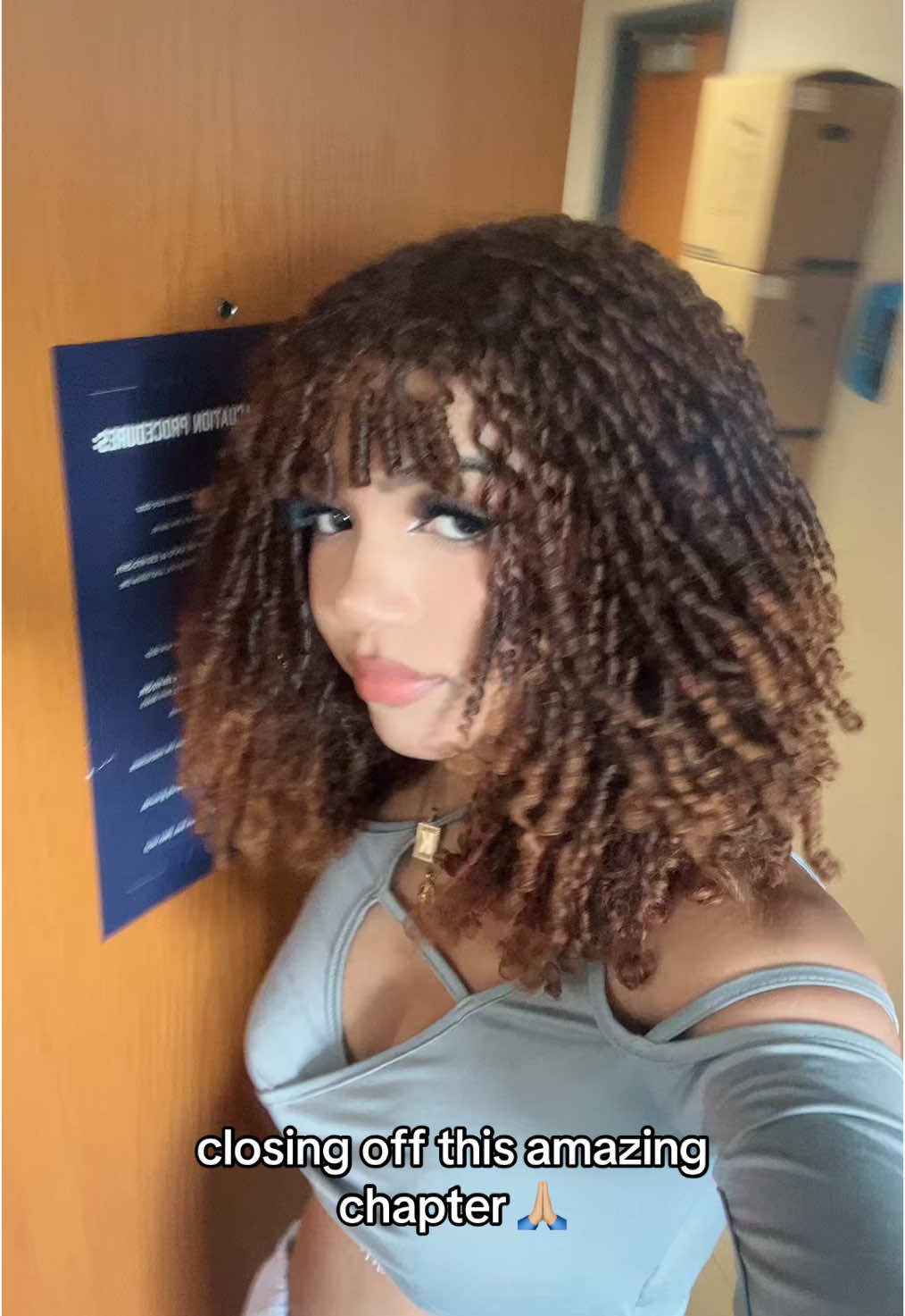 kat (@kvrtez) - Urlebird