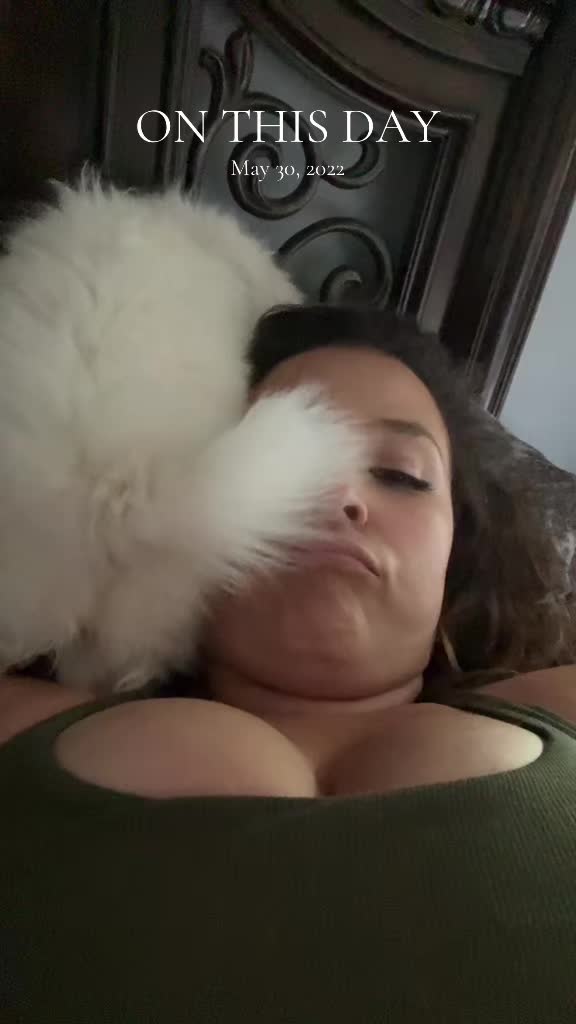 Cherr.Bearr22 (@cherr.bearr22) - Urlebird