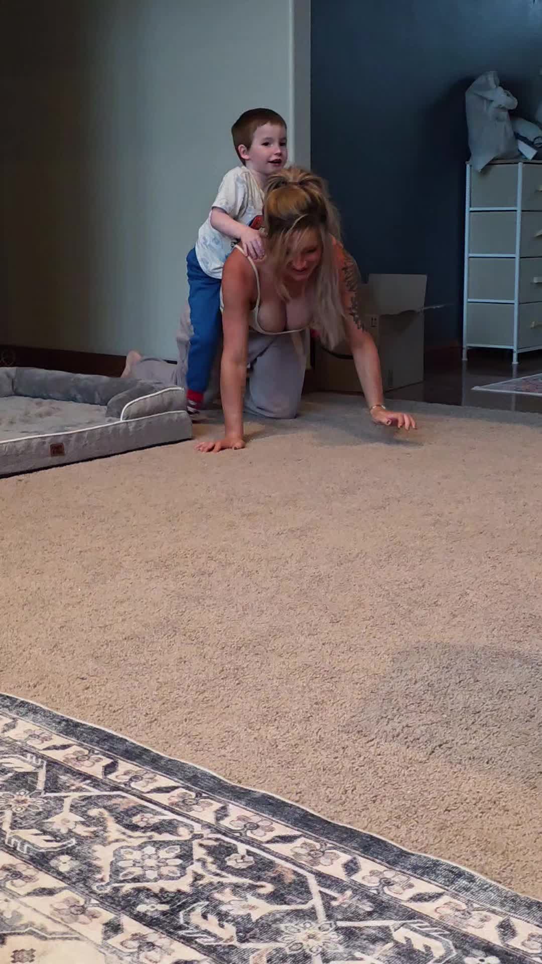 Kat_pesch (@kat_pesch) - Urlebird