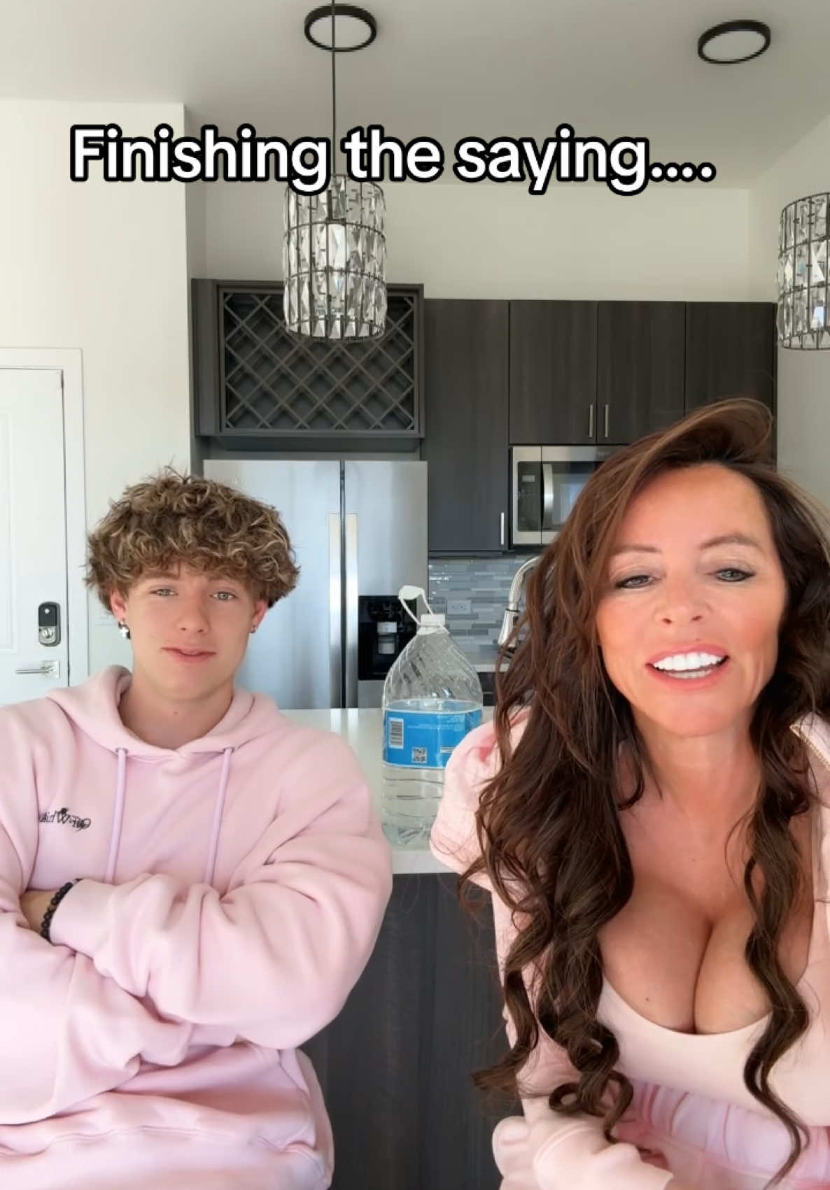 Nicki (@nickimammasol) - Urlebird