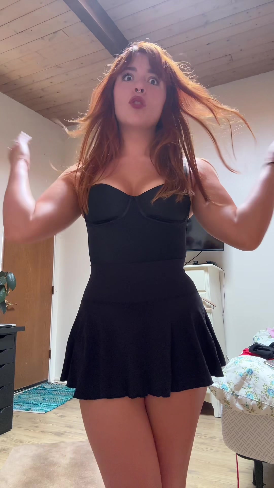 lola!!!🐰 (@lolabunnyz) - Urlebird