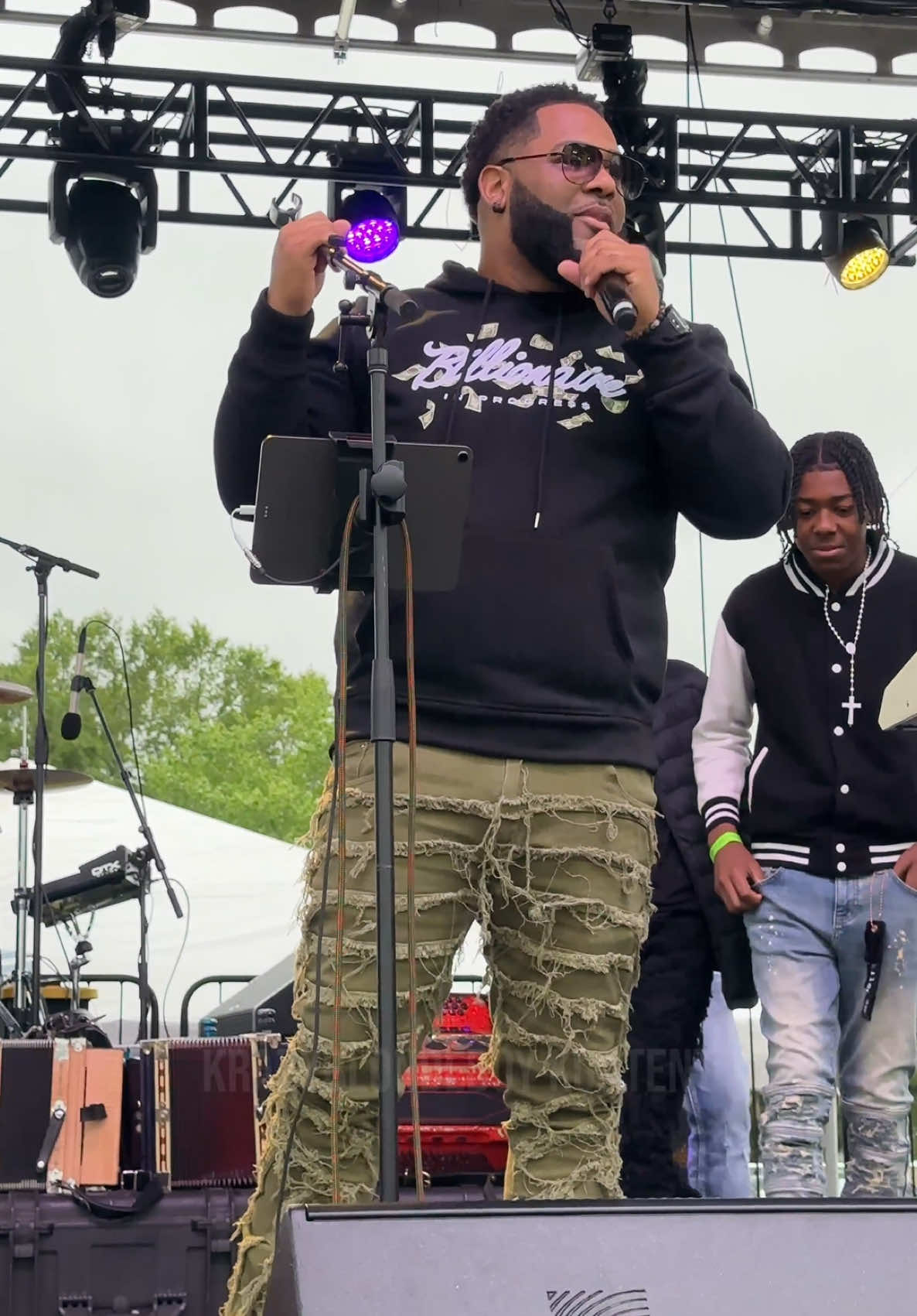 hey besties get your lashes @crispinbb ashley arambula ⭐️