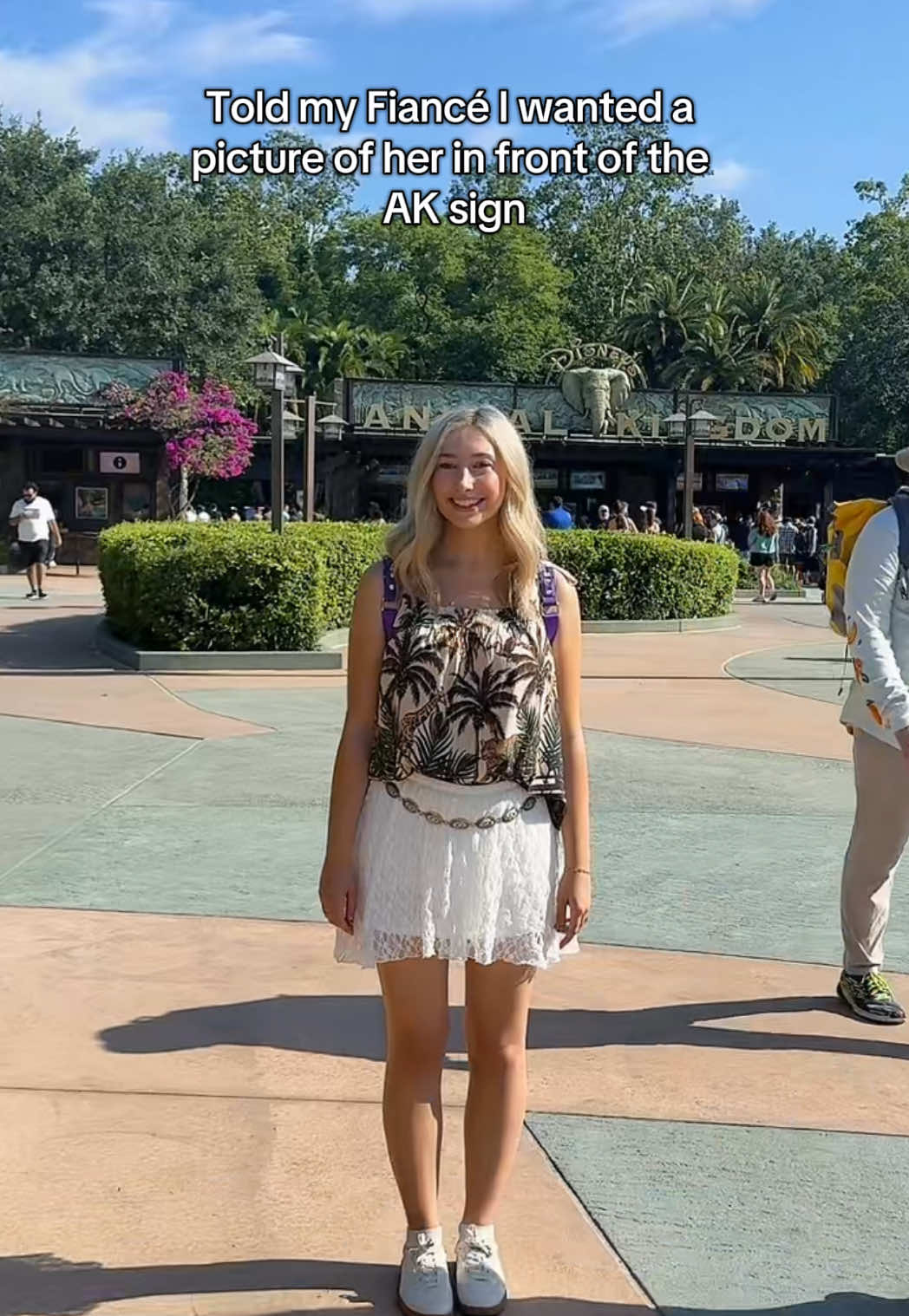 💥 Chlo and Matt 🦋 (@chloandmatt) - Urlebird