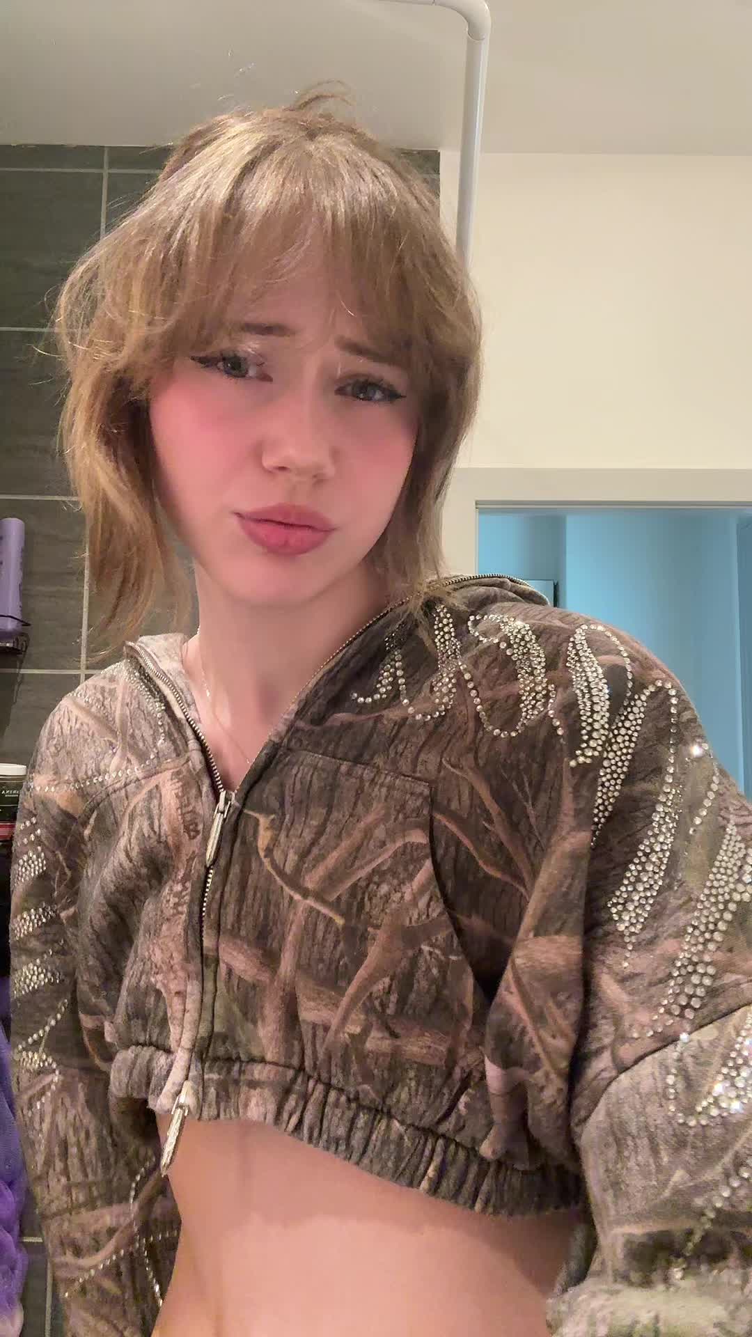 bibblekittyyyy (@bibblekittyyyy) - Urlebird