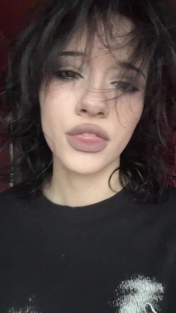 @кара кроватт👾