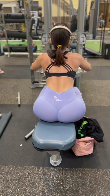 @Bstrong_activewear