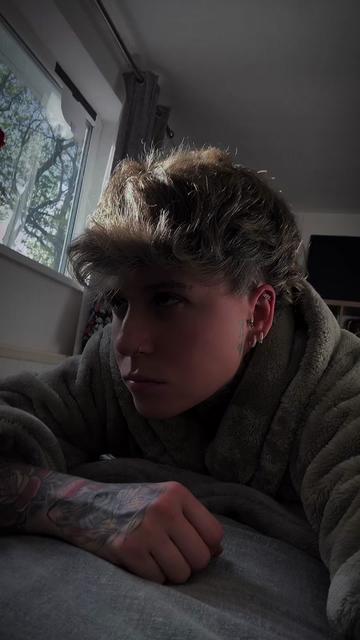 @Chloe .D.