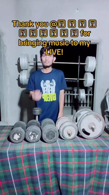 @Bodybuilder boy
