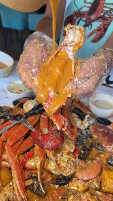 @GRAB A CRAB 🦀