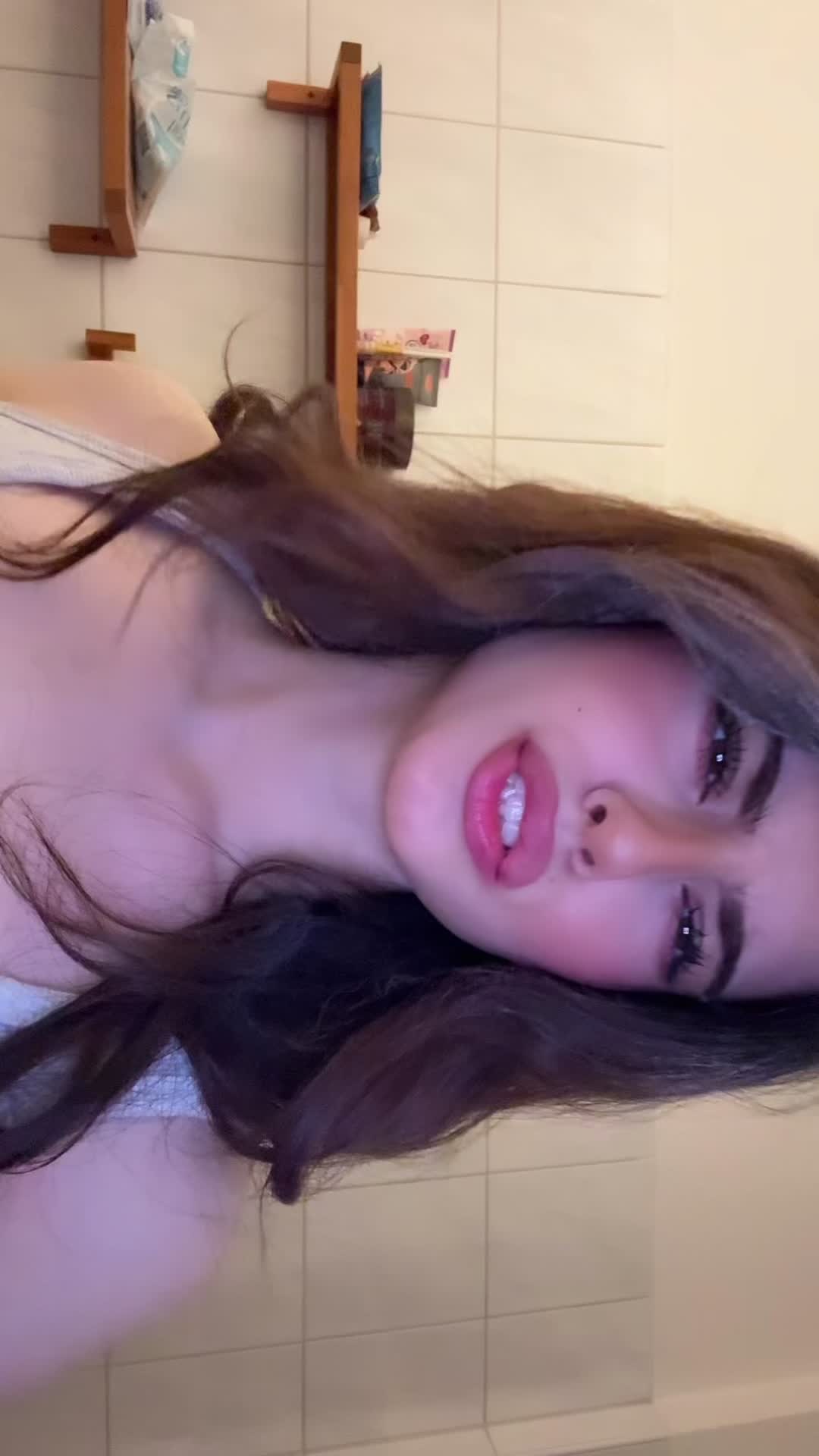 @s.5i_y