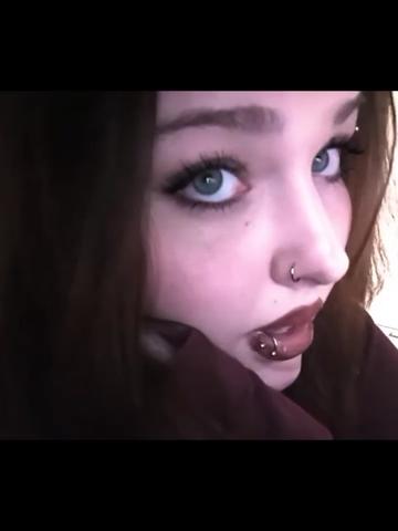 @•✞S̵̒͝Ꮧ𝔅Ɽℑ✞•🧟♀️🏹♑