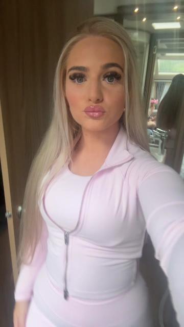 @tiannaobrien