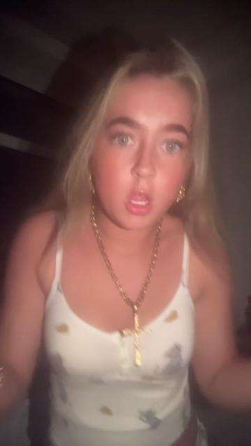 @𝐌𝐀𝐃𝐃𝐈𝐄𝐌𝐀𝐄👸🏼👸🏼