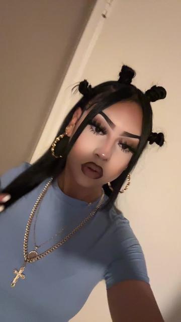 @♛