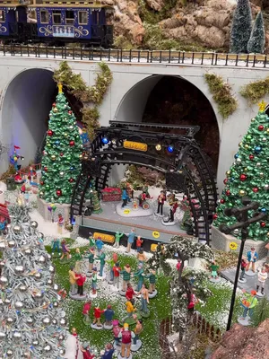 @Mike&rsquo;s Christmas Village ✨