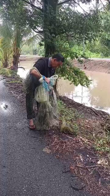 @Sallehen Mukhyi @ Dun Sabak