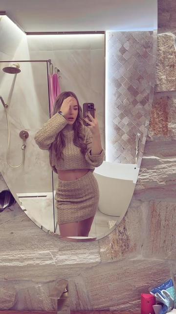 @petraknezevic