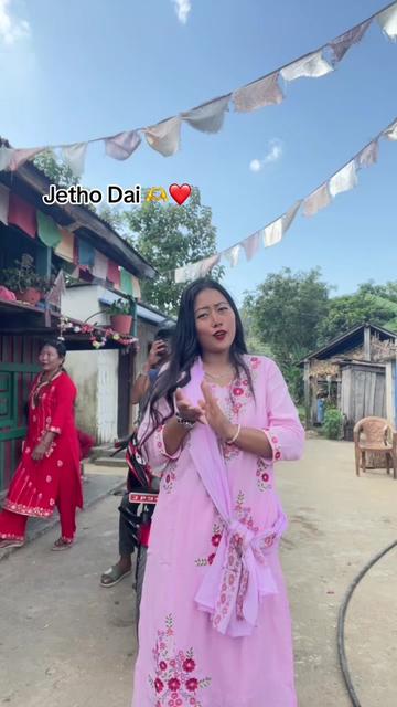 @Binita_Rani👑💫