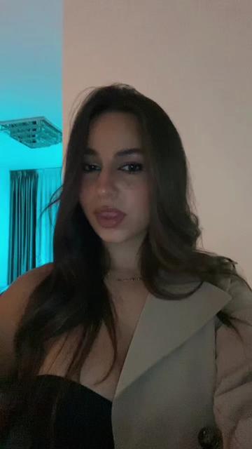 @𝑽𝒂𝒏𝒆𝒔𝒔𝒂🇦🇱